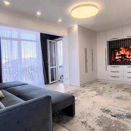 Apartment 3 *